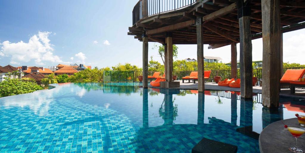 هتل سان آیلند هتل و اسپا لگیان در بالی - Sun Island Hotel & Spa Legian Bali