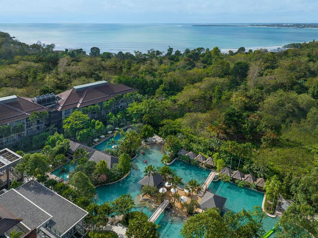 هتل موون‌پیک ریزورت و اسپا جیمباران در بالی - Mövenpick Resort & Spa Jimbaran Bali