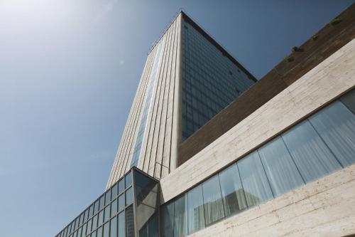 هتل هالیدی این تفلیس -  Holiday Inn Tbilisi Hotel