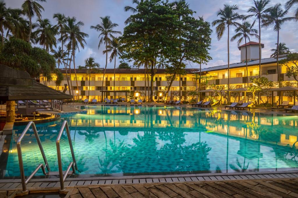 هتل تانگرین بیچ کالوتارا در سریلانکا - Tangerine Beach Hotel Kalutara