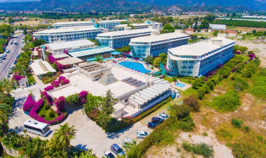 هتل میاروسا کمر بیچ آنتالیا - Miarosa Kemer Beach hotel Antalya