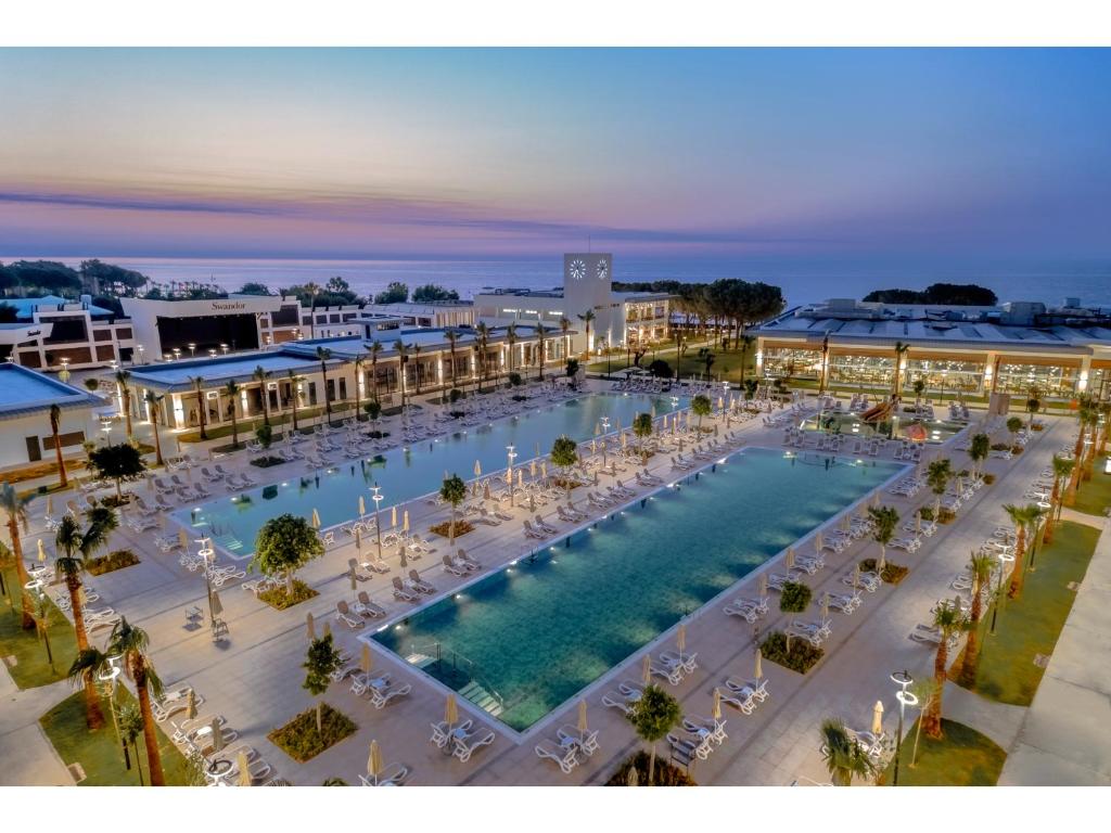 هتل سواندور هتلز اند ریزورت کمر آنتالیا - Swandor Hotels & Resorts Kemer Antalya