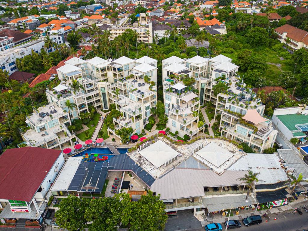 هتل فوراما ایکسکلوسیو اوشن بیچ سمینیاک در بالی - FuramaXclusive Ocean Beach Seminyak Bali